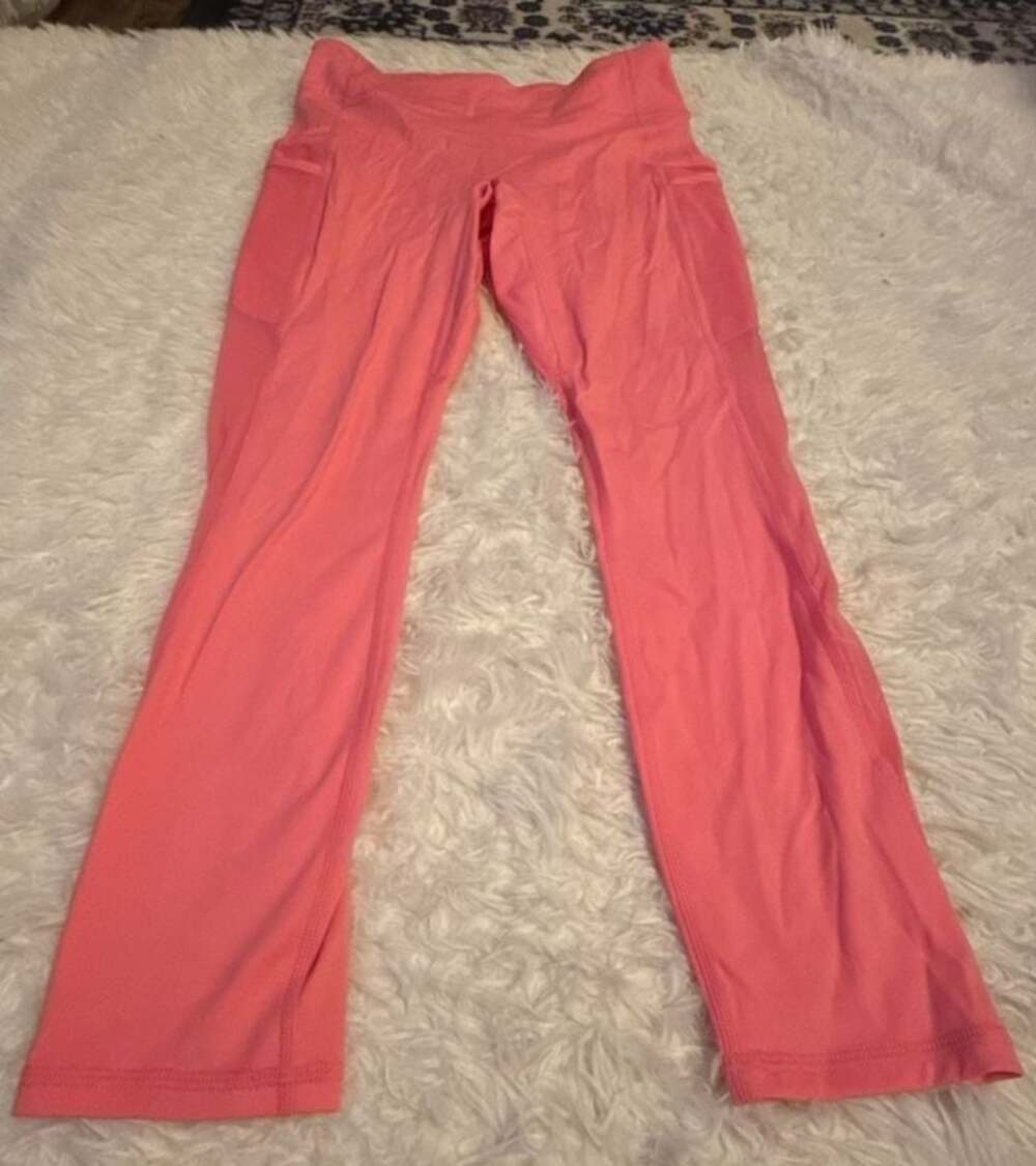 Fabletics Motion365 High-Waisted Crop Leggings in‎ Coral